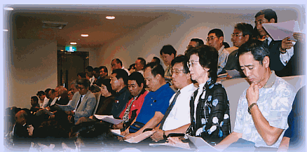 本会議の傍聴の様子の写真