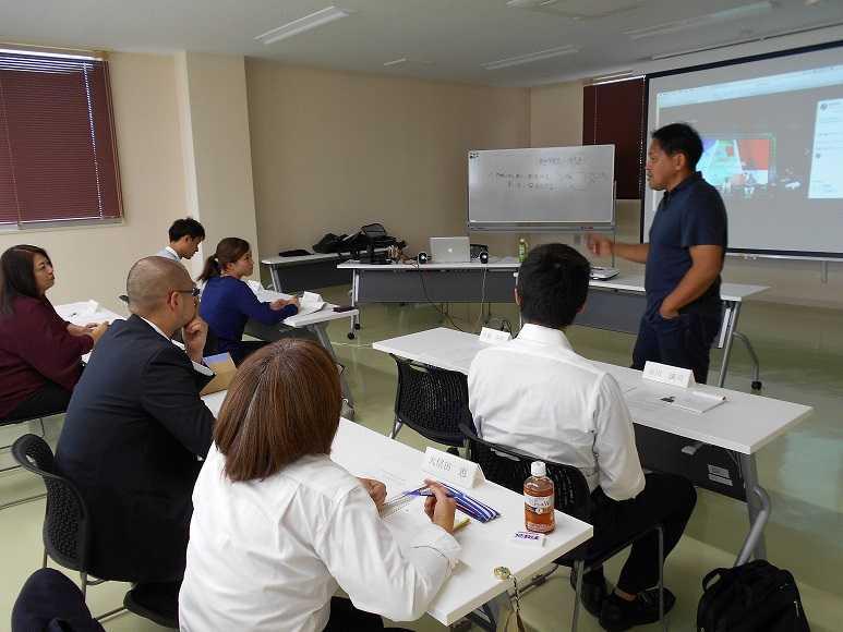 鹿角市産業活力塾第2期の講演会の写真