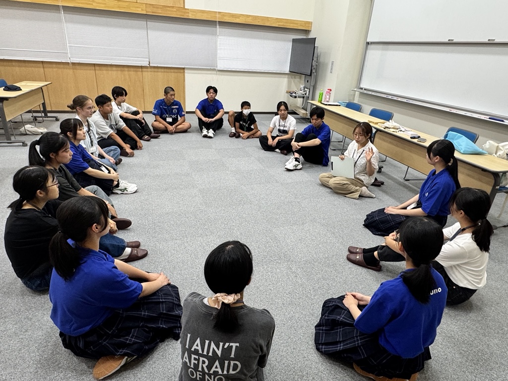 1日目（鹿角高校見学の様子）