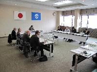 第6回(仮称)学習文化交流施設基本計画検討委員会の様子の写真1